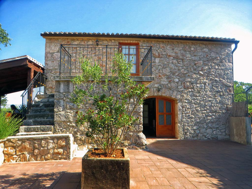 Holiday Home Rasopas Malinska Ngoại thất bức ảnh