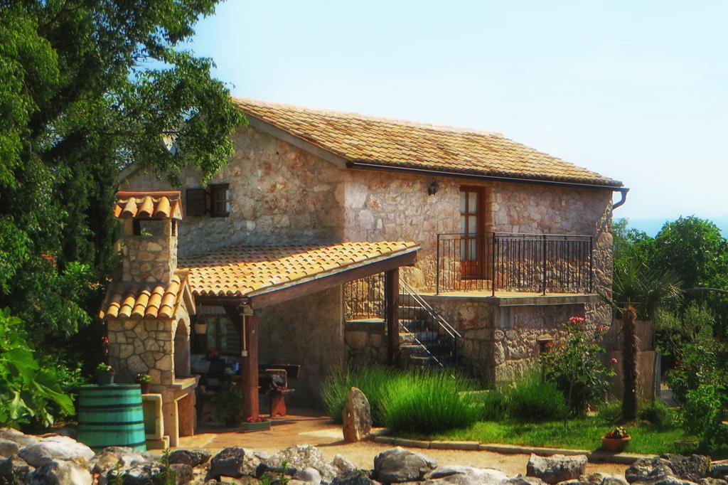 Holiday Home Rasopas Malinska Ngoại thất bức ảnh