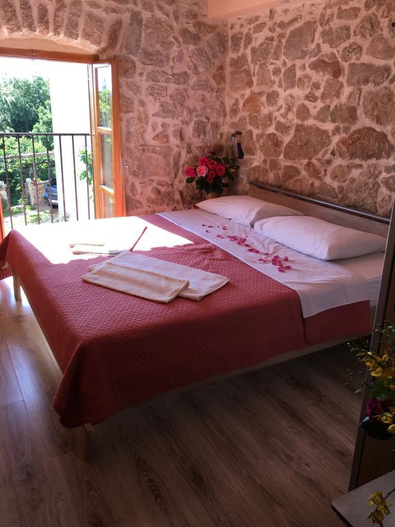 Holiday Home Rasopas Malinska Ngoại thất bức ảnh
